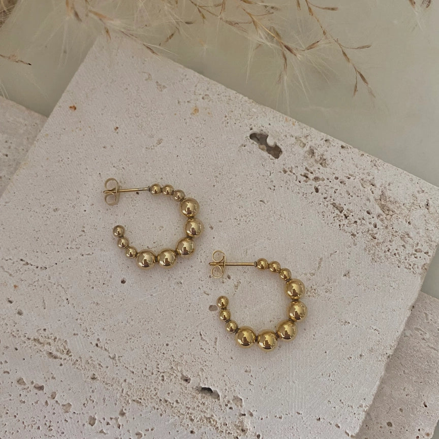 Lightweight 18K Hoop Earrings